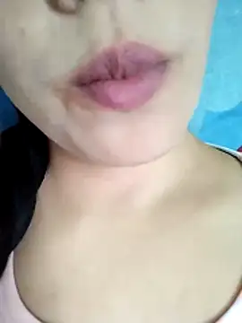 Snapshot of Anki-doll chatting on November 2025 05:40:01 AM Anki-doll online show from November 2025 05:40:01 AM