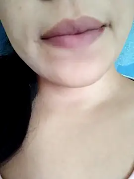 Snapshot of Anki-doll chatting on November 2025 06:02:02 AM Anki-doll online show from November 2025 06:02:02 AM