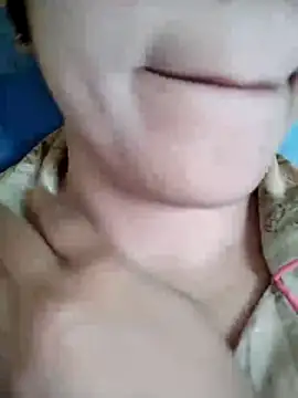 Snapshot of Anki-doll chatting on November 2025 05:40:02 AM Anki-doll online show from November 2025 05:40:02 AM