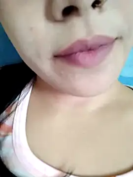 Snapshot of Anki-doll chatting on November 2025 05:32:02 AM Anki-doll online show from November 2025 05:32:02 AM