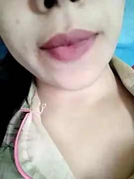 Snapshot of Anki-doll chatting on December 2025 05:34:02 AM Anki-doll online show from December 2025 05:34:02 AM