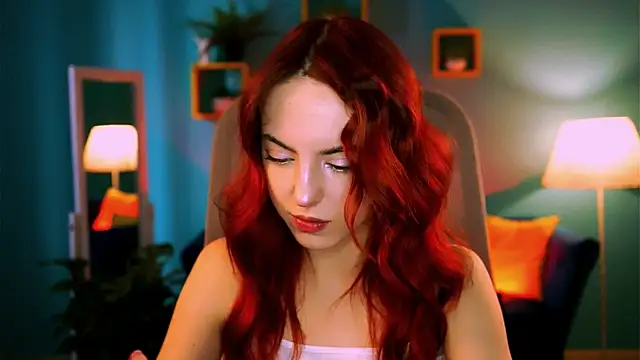 Snapshot of evanellson chatting on February 2026 08:35:01 AM evanellson online show from February 2026 08:35:01 AM