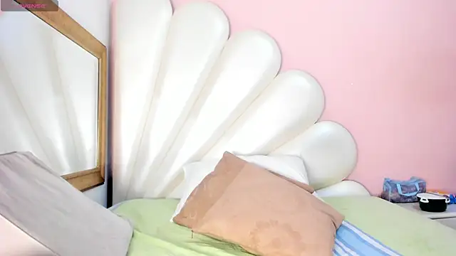 Ally Parkeer  online show from February 2025 02:32:01 PM