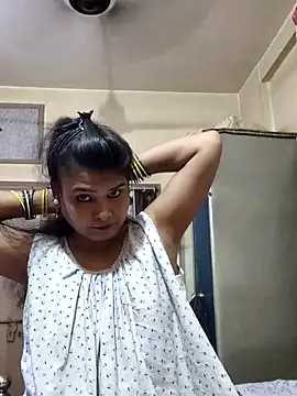 yoursweety09 online show from March 2025 01:18:02 PM