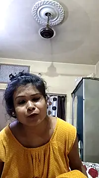 yoursweety09 online show from March 2025 05:17:02 PM