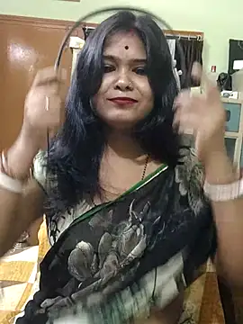 yoursweety09 online show from October 2025 01:43:02 PM