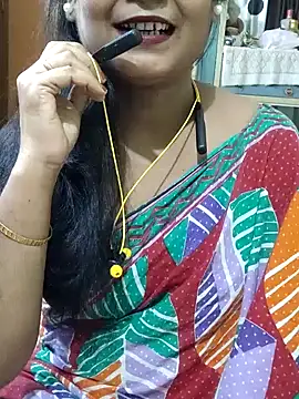 Snapshot of yoursweety09 chatting on June 2026 07:00:01 AM yoursweety09 online show from June 2026 07:00:01 AM
