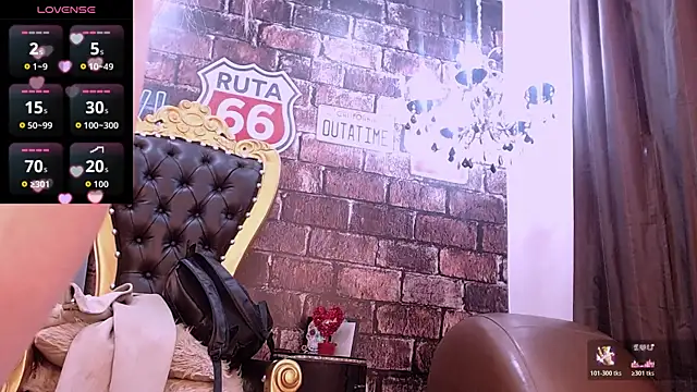 Snapshot of SashaDurante chatting on May 2026 04:25:01 PM SashaDurante online show from May 2026 04:25:01 PM