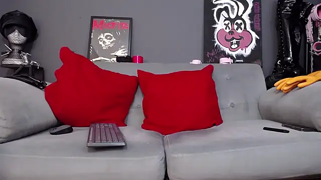 Snapshot of Carla_Phoenix chatting on February 2025 04:33:01 PM Carla Phoenix online show from February 2025 04:33:01 PM