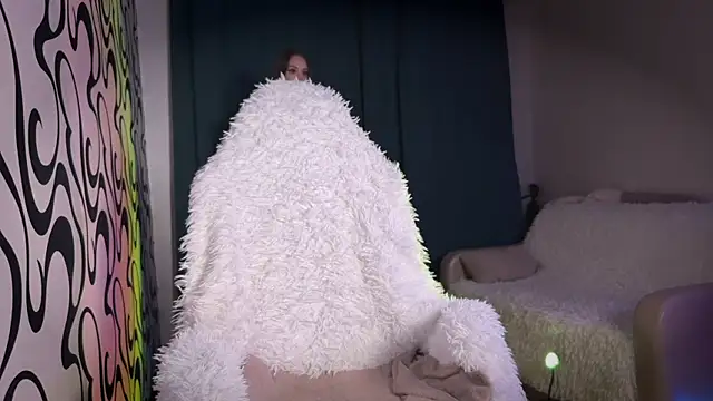 Snapshot of VanessaWayne chatting on October 2025 10:12:01 PM VanessaWayne online show from October 2025 10:12:01 PM