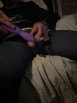 Snapshot of KBD85 chatting on December 2024 08:52:01 AM KBD85 online show from December 2024 08:52:01 AM