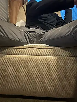 Snapshot of KBD85 chatting on December 2024 09:54:02 PM KBD85 online show from December 2024 09:54:02 PM