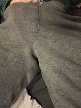 Snapshot of Dan8736 chatting on November 2025 08:31:01 PM Dan8736 online show from November 2025 08:31:01 PM