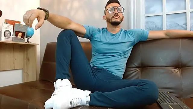 Reiko 85  online show from March 2025 07:40:01 PM