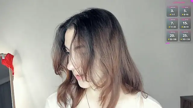 DracosMoon online show from October 2025 07:09:01 AM