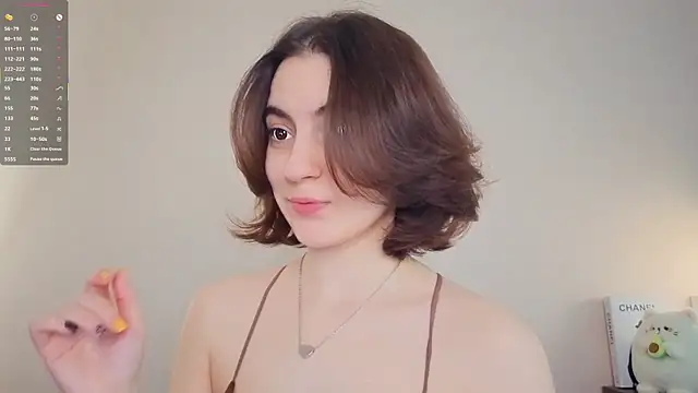 DracosMoon online show from April 2026 07:23:02 AM