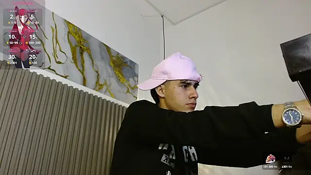 Dyla n18 online show from September 2025 10:57:02 PM