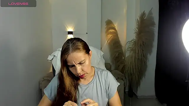 Milf karlye online show from February 2026 03:03:01 AM