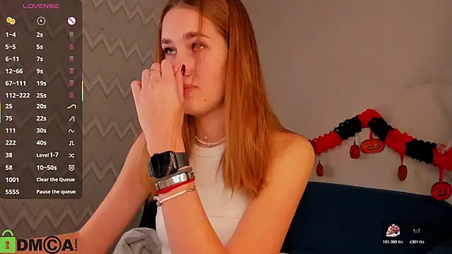 Snapshot of Jennifer_Wadee chatting on October 2025 11:38:01 PM Jennifer Wadee online show from October 2025 11:38:01 PM