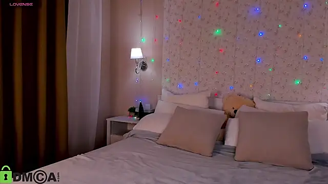 Jennifer Wadee online show from January 2026 11:40:02 PM