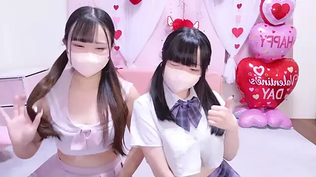 Snapshot of MAIKA_pyon chatting on February 2025 02:37:01 PM MAIKA pyon online show from February 2025 02:37:01 PM