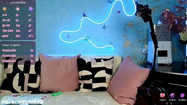 Snapshot of Anal_Girl_ chatting on January 2025 08:21:01 PM Anal Girl online show from January 2025 08:21:01 PM