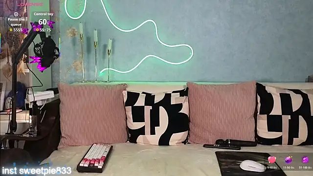 Snapshot of Anal_Girl_ chatting on November 2025 04:40:01 PM Anal Girl online show from November 2025 04:40:01 PM