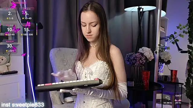 Anal Girl  online show from April 2026 04:29:01 PM