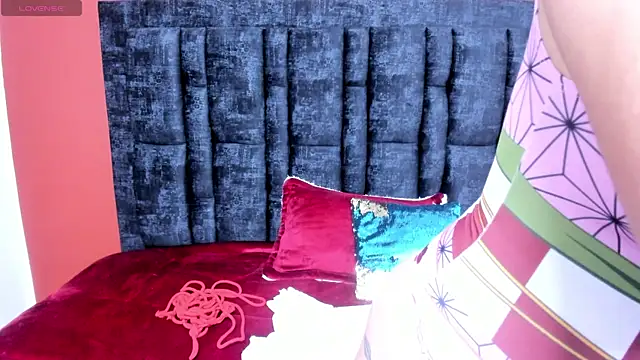 Aurora Doll  online show from October 2025 12:40:02 PM