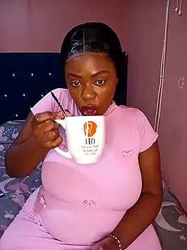 Luciouslips00 online show from July 2026 04:28:02 PM