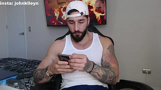 Snapshot of jonhklleyn chatting on October 2025 05:40:02 PM jonhklleyn online show from October 2025 05:40:02 PM