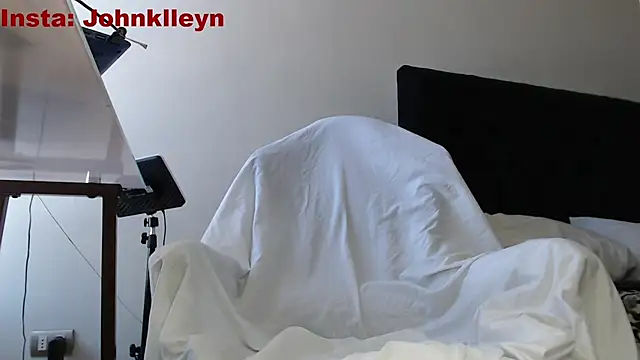 Snapshot of jonhklleyn chatting on November 2025 06:23:02 PM jonhklleyn online show from November 2025 06:23:02 PM