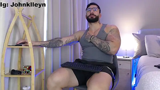 jonhklleyn online show from May 2026 07:31:01 PM