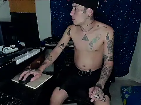 Snapshot of patrik_tattoo_ chatting on February 2025 08:46:02 AM patrik tattoo online show from February 2025 08:46:02 AM