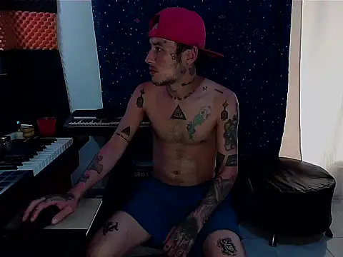 Snapshot of patrik_tattoo_ chatting on February 2025 10:52:02 PM patrik tattoo online show from February 2025 10:52:02 PM