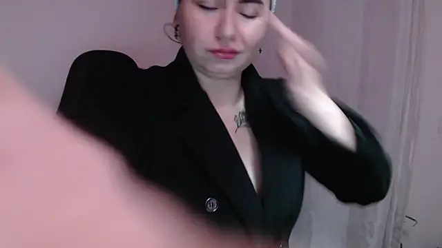 Snapshot of Genesisgems11_ chatting on February 2025 05:45:01 AM Genesisgems11 online show from February 2025 05:45:01 AM