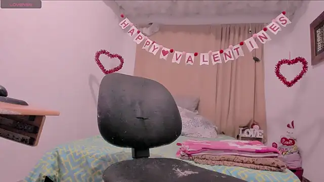 Snapshot of Lauu_G chatting on February 2025 02:06:02 AM Lauu G online show from February 2025 02:06:02 AM