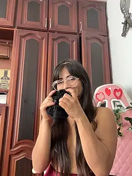 Jade Zephyra online show from March 2026 09:43:01 PM