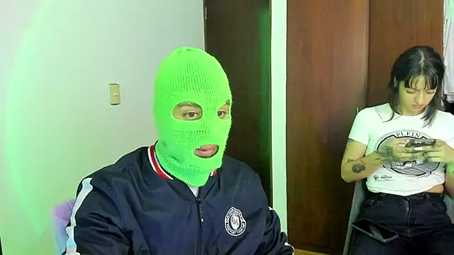 Snapshot of _tatho_perovich_ chatting on February 2025 01:40:02 AM tatho perovich online show from February 2025 01:40:02 AM