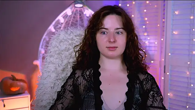 Snapshot of AnnTerry_ chatting on October 2025 09:11:04 AM AnnTerry online show from October 2025 09:11:04 AM