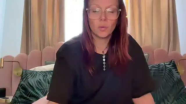 MelodyRoseUk online show from March 2026 10:43:01 AM