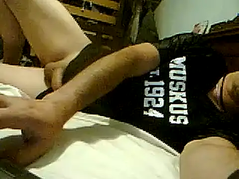 frank32love online show from March 2025 10:19:01 AM