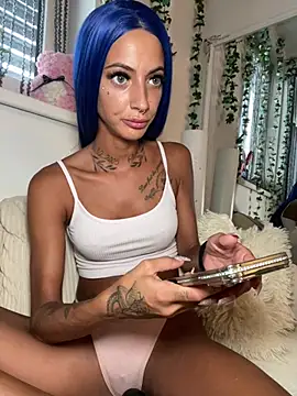 Snapshot of mrs_skinny_goddess chatting on June 2026 06:25:02 PM mrs skinny goddess online show from June 2026 06:25:02 PM