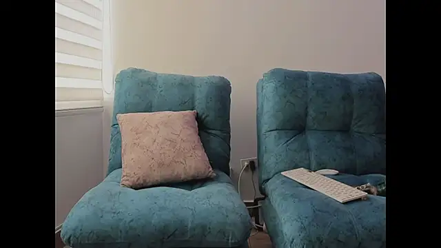 tamy ian online show from November 2025 01:47:02 PM