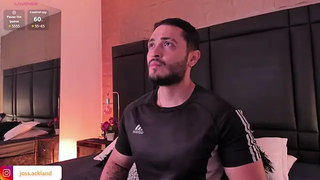 JossAckland online show from November 2025 08:03:01 PM