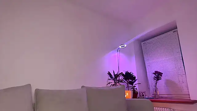 Snapshot of PaulaPratt chatting on November 2025 05:51:01 AM PaulaPratt online show from November 2025 05:51:01 AM