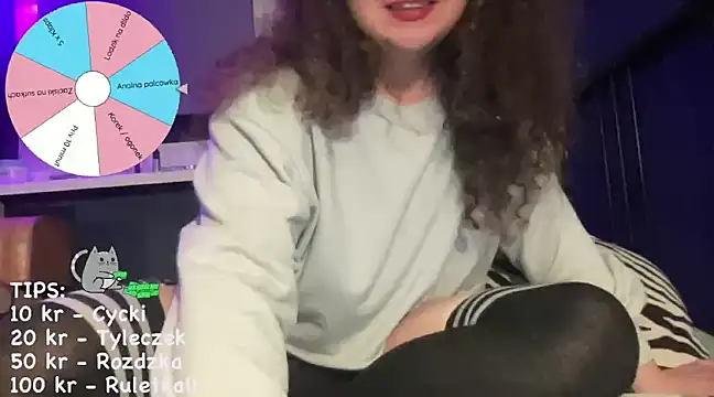 Luna Artemis online show from December 2024 11:06:02 PM