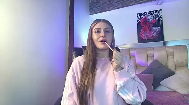 dakota Robbins  online show from March 2025 08:44:02 PM