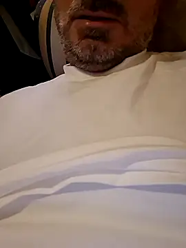 Snapshot of 1talianBeutifulCock chatting on October 2025 12:38:02 PM 1talianBeutifulCock online show from October 2025 12:38:02 PM