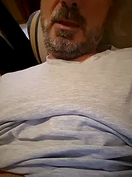 Snapshot of 1talianBeutifulCock chatting on October 2025 08:49:01 AM 1talianBeutifulCock online show from October 2025 08:49:01 AM